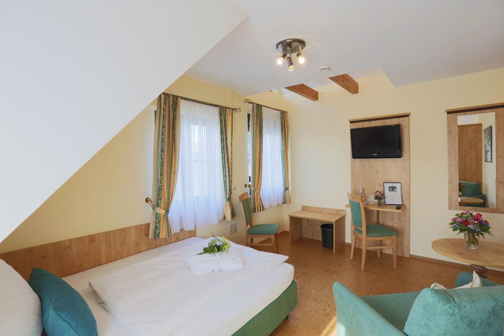 Landhotel Villa Moritz Garni Oberahr Exterior photo