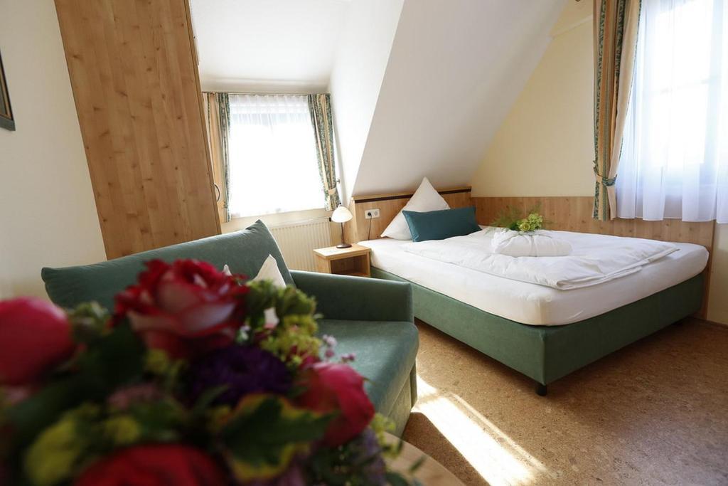 Landhotel Villa Moritz Garni Oberahr Room photo