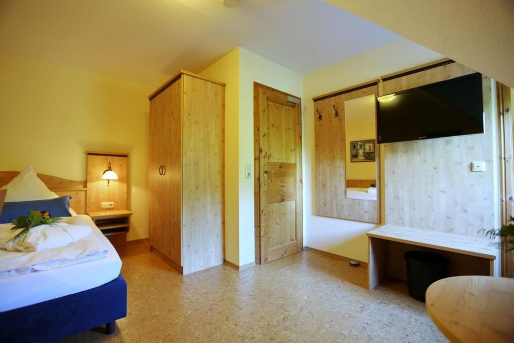 Landhotel Villa Moritz Garni Oberahr Room photo