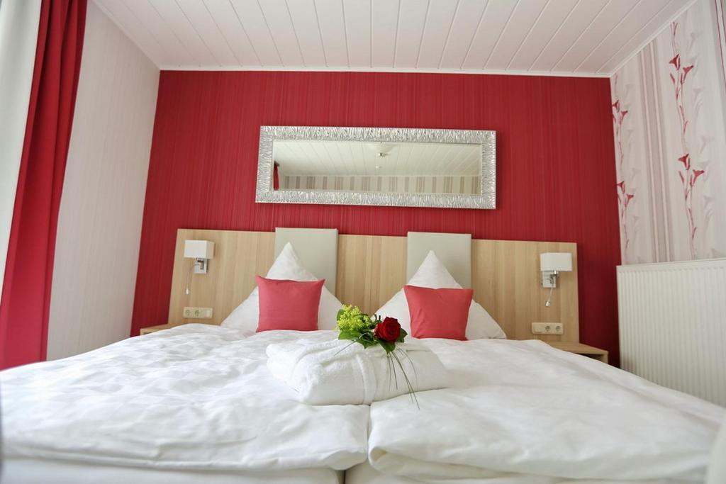 Landhotel Villa Moritz Garni Oberahr Room photo