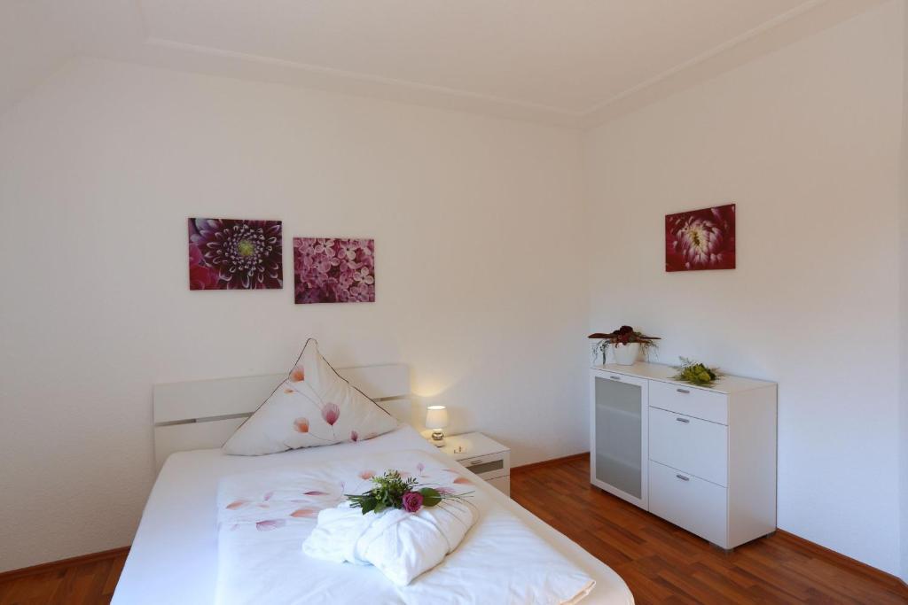 Landhotel Villa Moritz Garni Oberahr Room photo