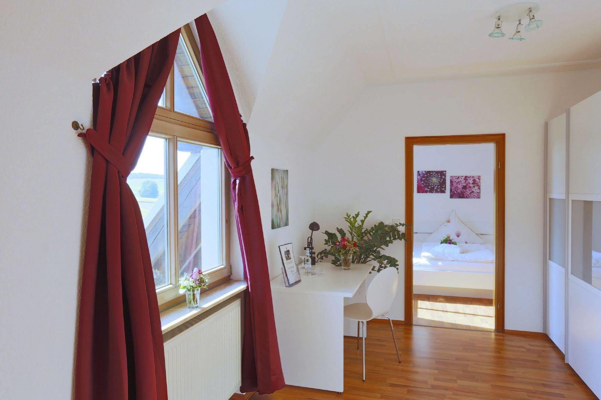 Landhotel Villa Moritz Garni Oberahr Exterior photo