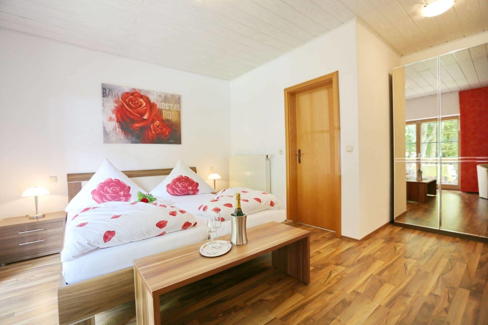 Landhotel Villa Moritz Garni Oberahr Exterior photo